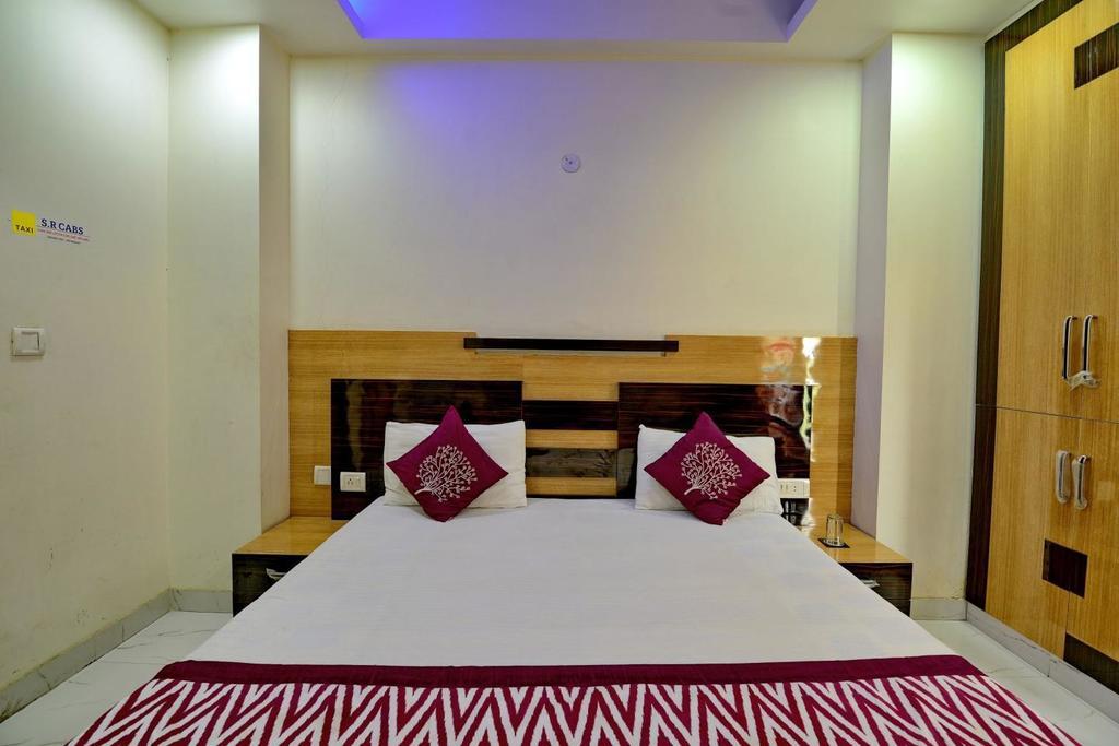Hotel Goel Residency Delhi  Exterior foto
